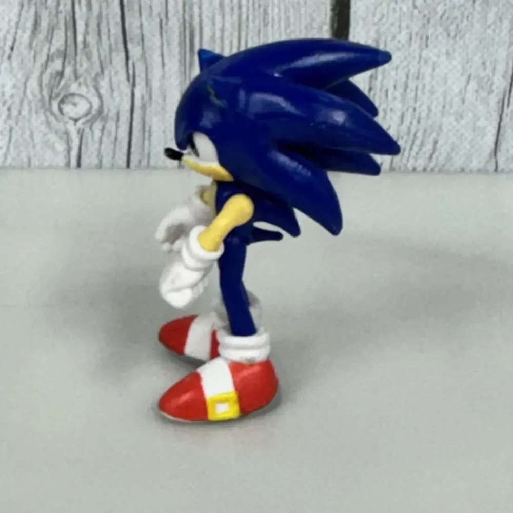 2 SEGA Jakks Sonic The Hedgehog Knuckles Tails Action Figure 2.5